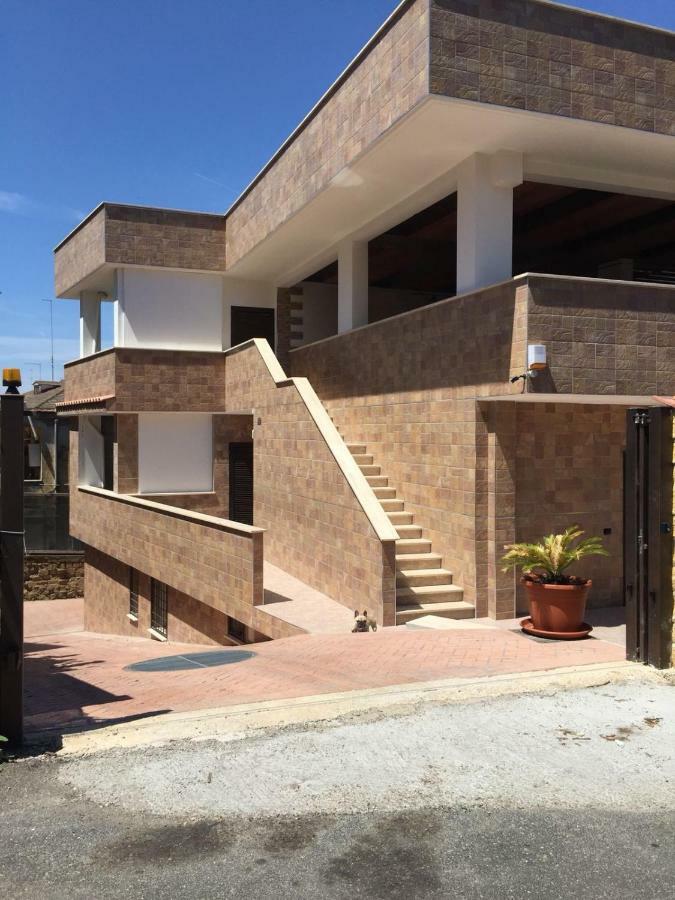 Beb La Lupa Bed and breakfast