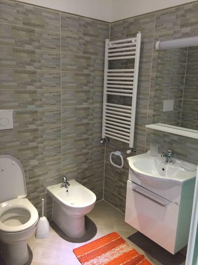 Beb La Lupa Bed and breakfast 2*